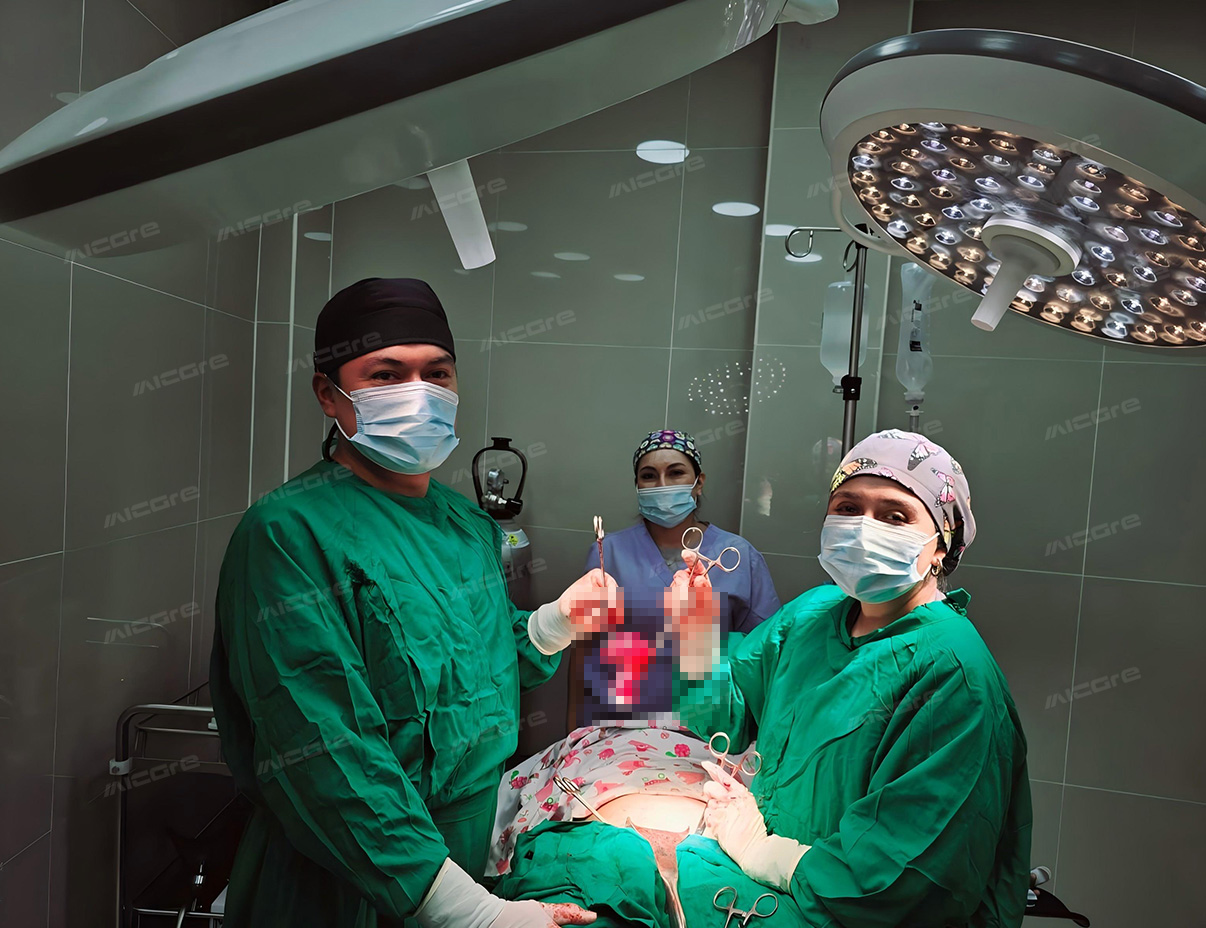 1.2-MICARE POWER-LED E700700 in Guatemala LED Surgical Light for Hospital